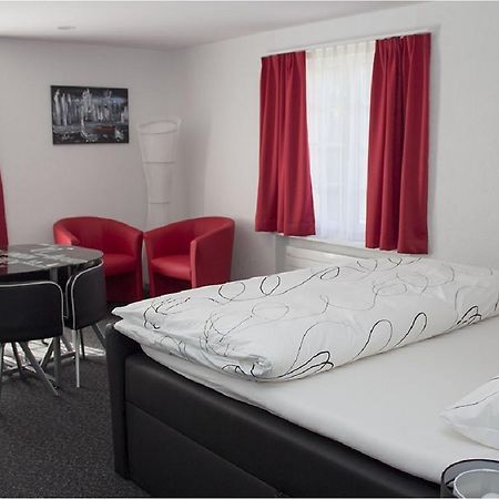 Hotel Du Chasseur Enges Eksteriør billede
