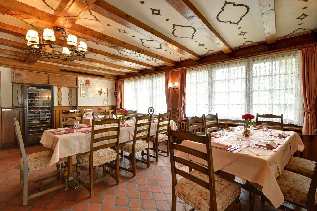 Hotel Du Chasseur Enges Eksteriør billede