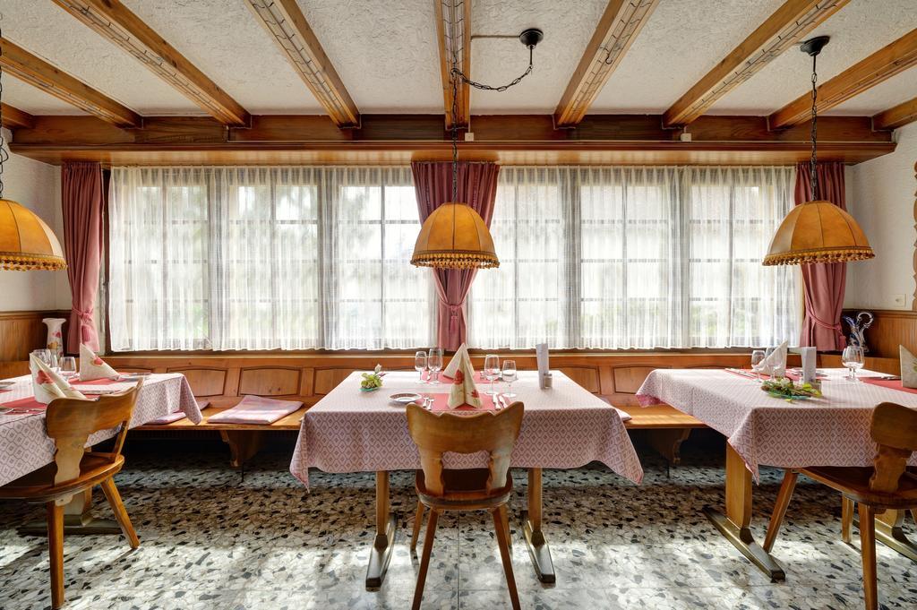 Hotel Du Chasseur Enges Eksteriør billede